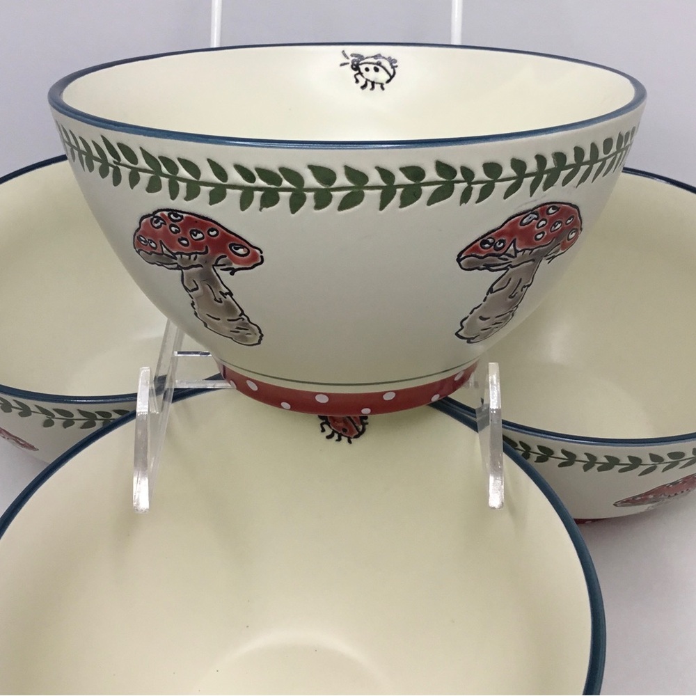 4 Cereal Bowls 
Spectrum Ceramic 6” Mushroom New Red and White Lady Bees - Picture 2 of 10